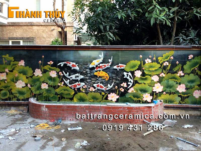 Tranh gốm ốp tường cửu ngư quần hội Bát Tràng sang trọng