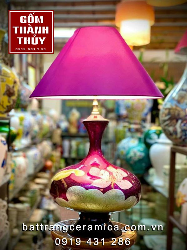 Đèn ngủ gốm sứ sơn mài tím sen phong cách nghệ thuật tinh tế