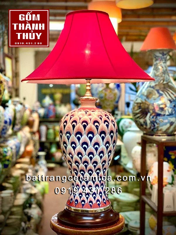 Đèn ngủ gốm sứ Bát Tràng họa tiết lông công cao cấp trang trí phòng