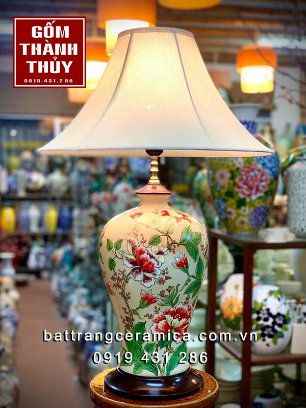 Đèn ngủ gốm sứ hoa phù dung sang trọng trang trí phòng khách đẹp