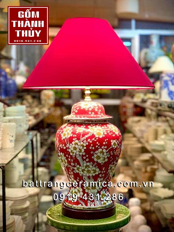 Đèn bàn gốm đỏ hoa đào cao 58cm trang trí phong cách đẹp