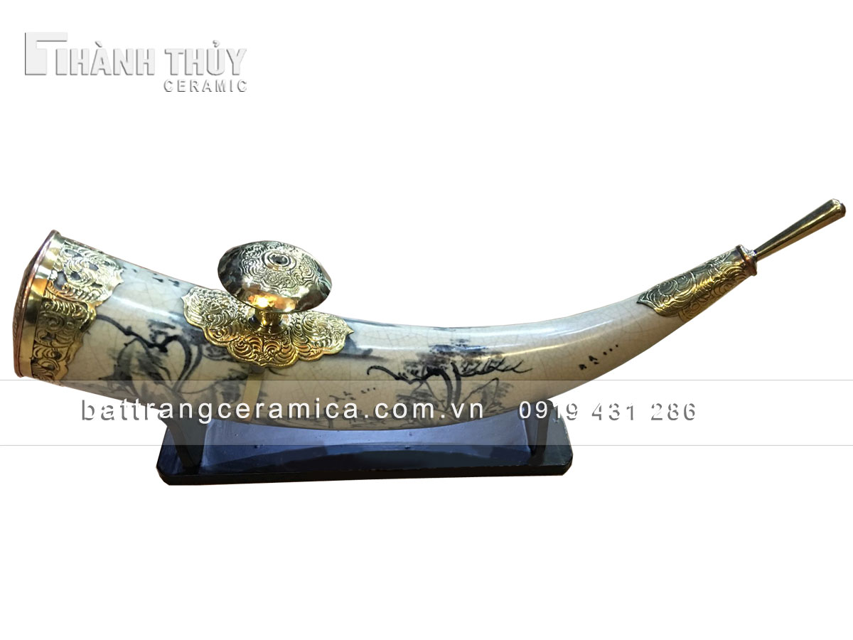 Điếu ngà men rạn cổ Bát Tràng bọc đồng sang trọng trang trí