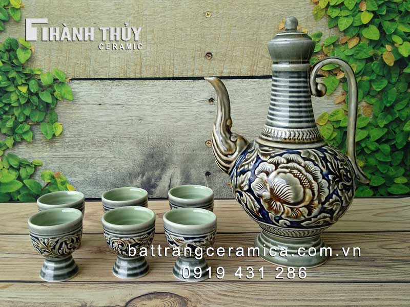 Bộ ấm rượu Bát Tràng men xanh khắc hoa dây sang trọng đẳng cấp