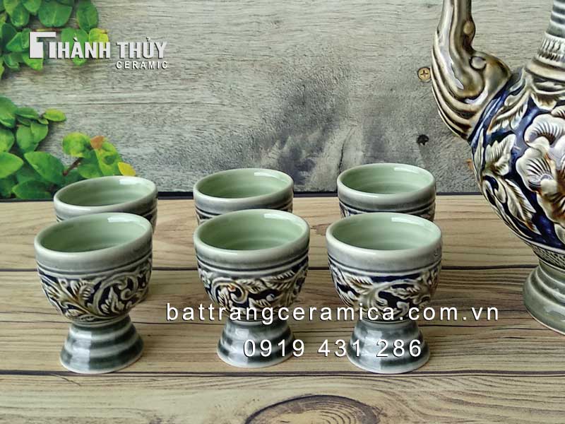 Bộ ấm rượu Bát Tràng men xanh khắc hoa dây sang trọng đẳng cấp