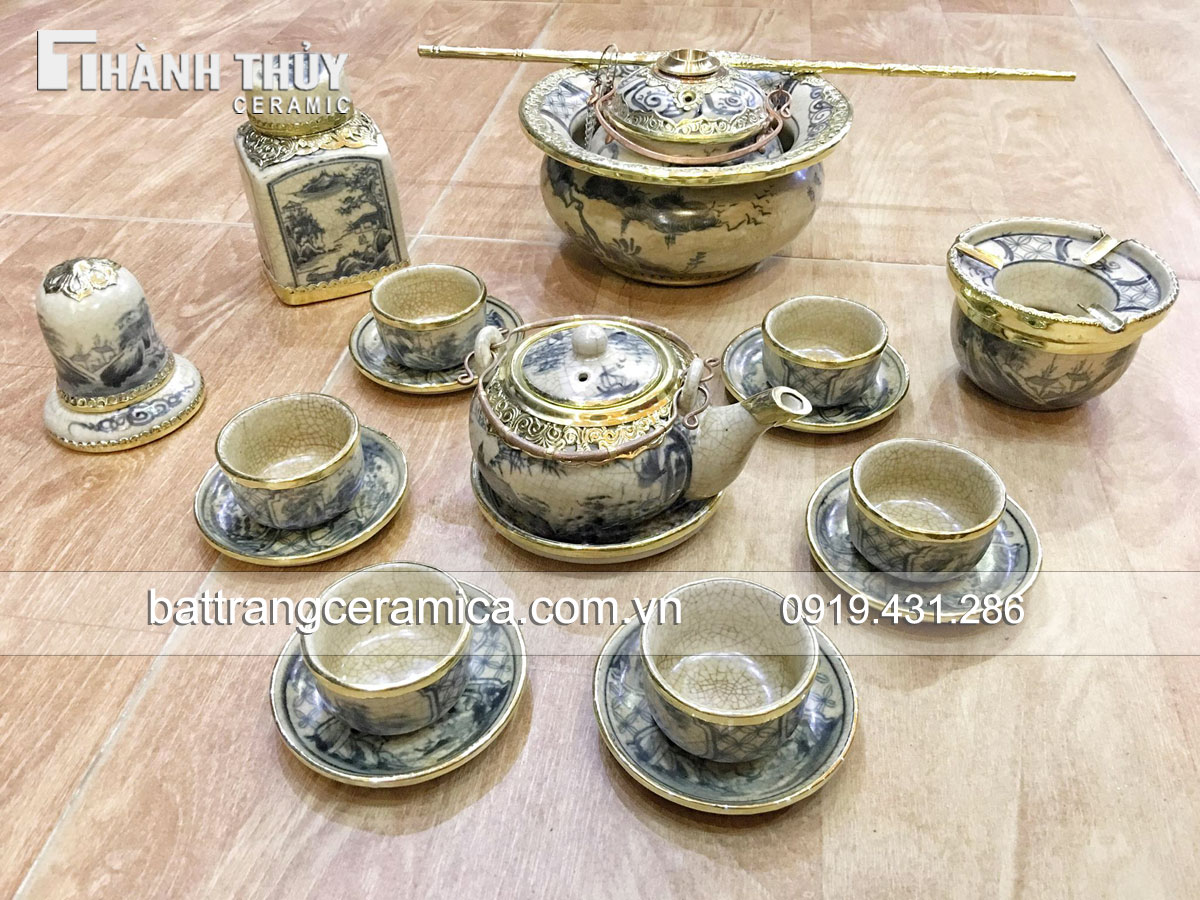 Bộ ấm chén kiểu Nhật đầy đủ phụ kiện sang trọng tặng quà độc đáo Bộ ấm chén kiểu Nhật đầy đủ phụ kiện sang trọng tặng quà độc đáo