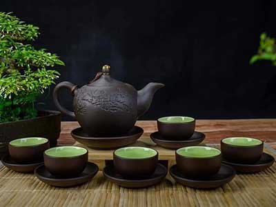 Bộ ấm trà hoa Mai Bát Tràng gốm đen sang trọng quà tặng ý nghĩa 