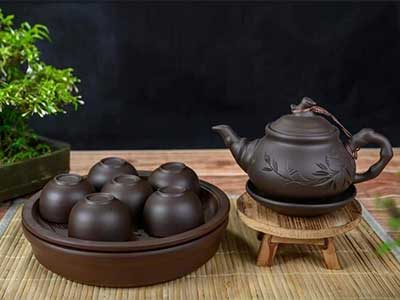 Bộ ấm chén khắc trúc gốm Bát Tràng sang trọng tặng kèm khay trà 