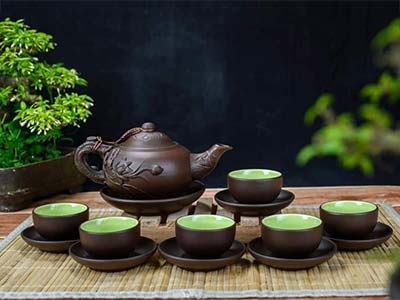 Bộ ấm trà gốm đen hoa Sen cao cấp, quà biếu sang trọng 