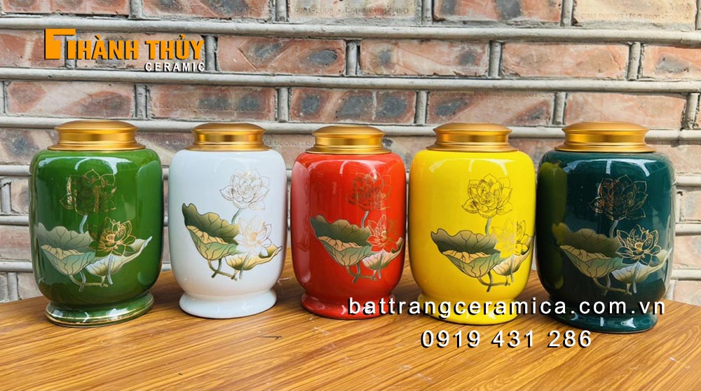 Bình trà gốm sứ Bát Tràng in logo sang trọng, quà tặng ý nghĩa Bình trà gốm sứ Bát Tràng in logo sang trọng, quà tặng ý nghĩa