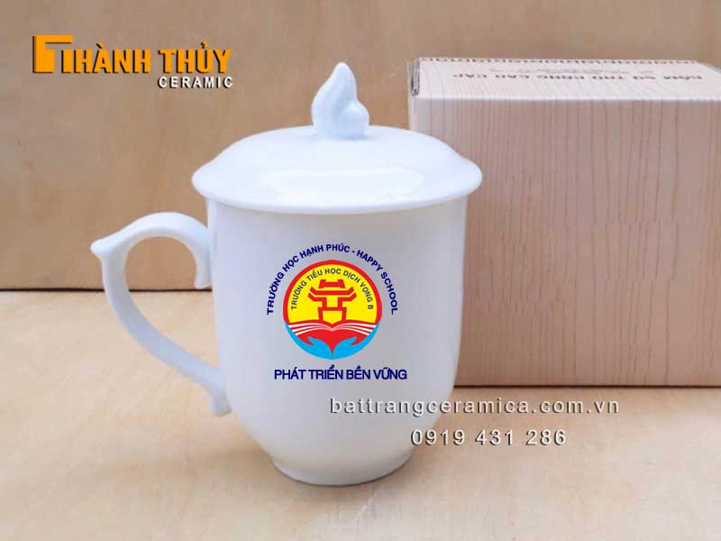 Ly sứ in logo quà tặng trường học quà lưu niệm ý nghĩa thiết kế riêng 