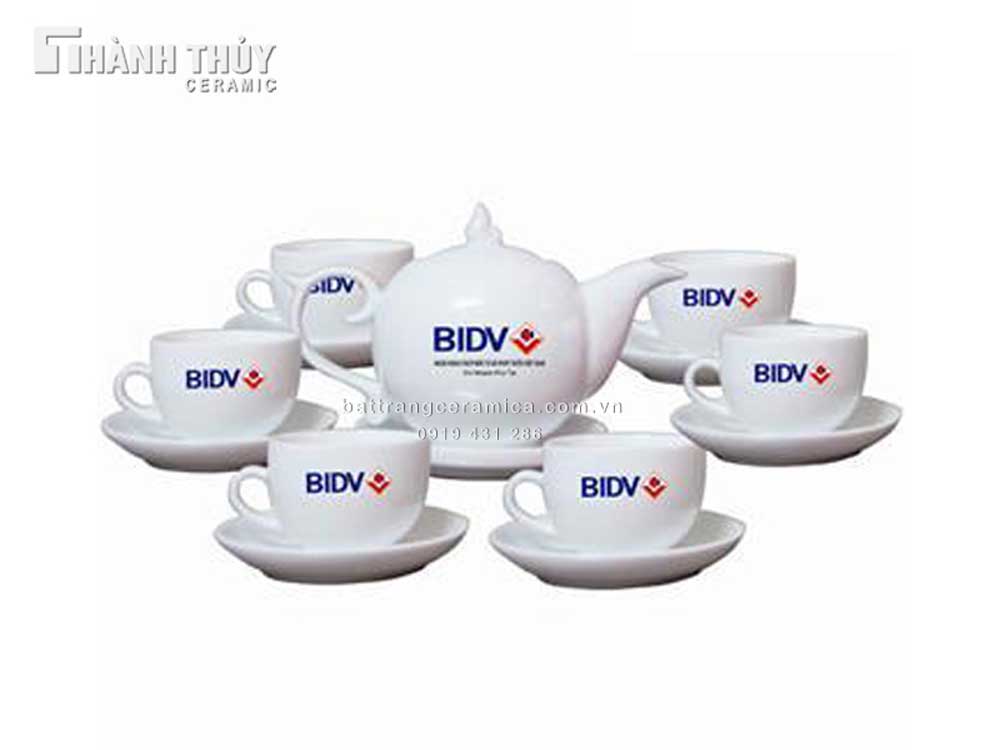 Ấm chén Chóp lửa in logo quà tặng gốm sứ 11 độc đáo sang trọng