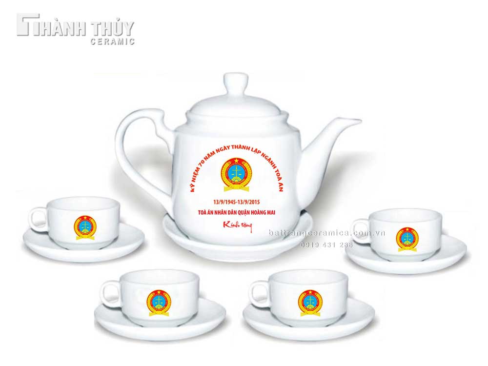 Ấm chén vuông gốm sứ quà tặng cao cấp in logo siêu đẹp 