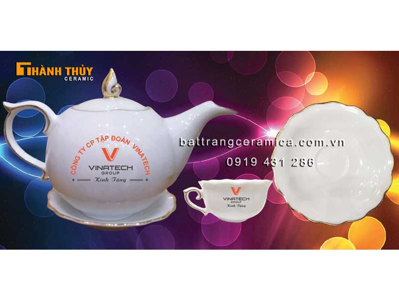 Quà tặng ấm chén Vinatech sang trọng độc đáo in logo doanh nghiệp 
