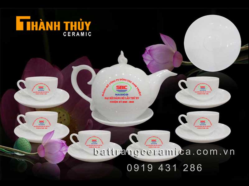 Ấm chén Bát Tràng quà đại hội Đảng bộ sang trọng quà tặng ý nghĩa