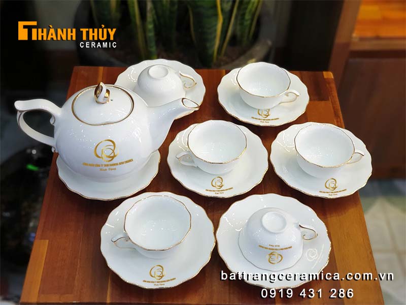 bộ ấm trà cao cấp logo quà tặng doanh nghiệp sang trọng