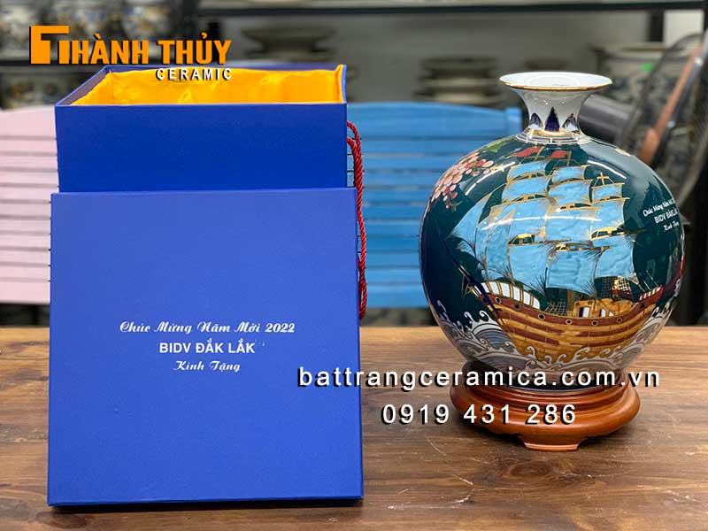 Quà tặng doanh nghiệp cao cấp bình hút tài lộc ý nghĩa sang trọng 