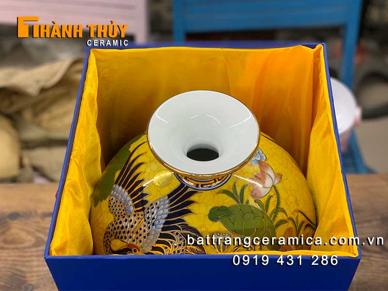 Quà Tết Doanh Nghiệp Bình Hút Lộc Vẽ Vàng 24k Sang Trọng Độc Đáo Quà Tết Doanh Nghiệp Bình Hút Lộc Vẽ Vàng 24k Sang Trọng Độc Đáo