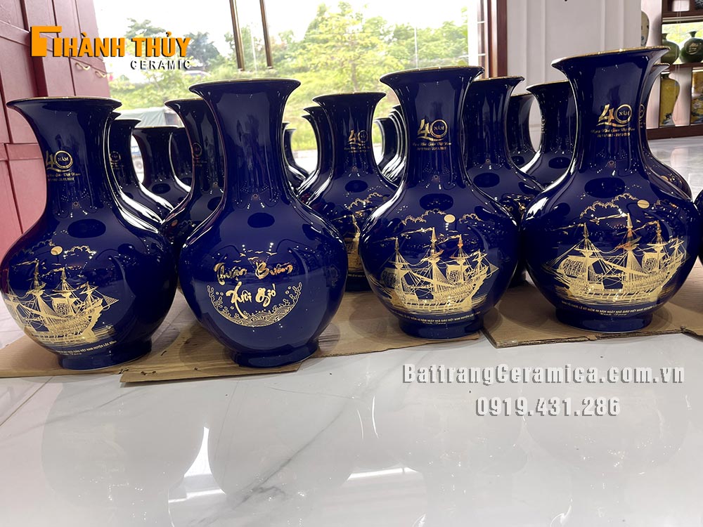 Bình vẽ vàng 24K quà tặng thầy cô sang trọng ý nghĩa Bình vẽ vàng 24K quà tặng thầy cô sang trọng ý nghĩa