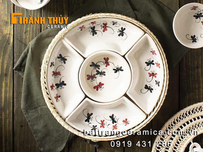 Khay bánh kẹo Tết vẽ tay Chuồn Chuồn Ớt Bát Tràng sang trọng