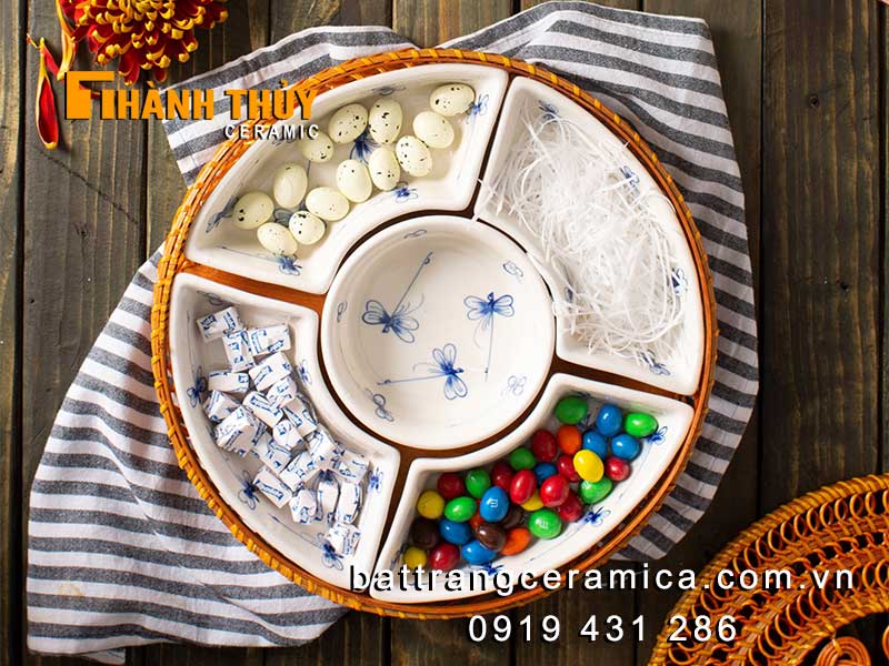 Khay đựng bánh kẹo Tết sứ vẽ tay Chuồn Chuồn sang trọng an toàn