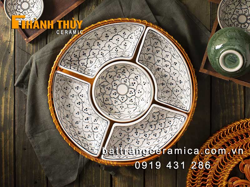Khay đựng bánh kẹo Tết xanh hoa bèo sang trọng an toàn gia đình