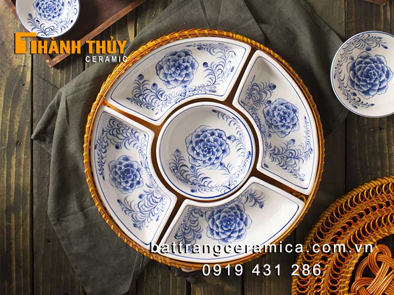 Khay đựng mứt Tết hoa mẫu đơn Bát Tràng đẹp sang trọng an toàn