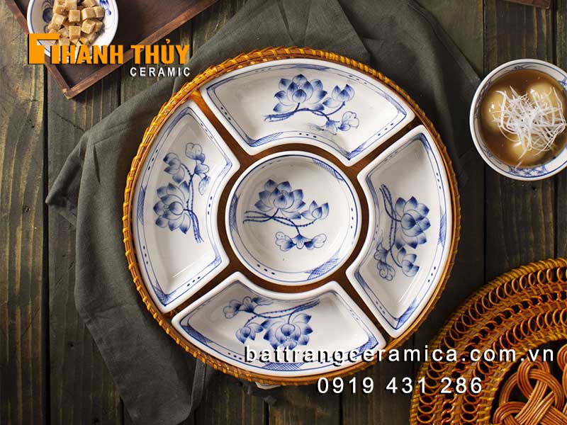 Khay sứ hoa sen Tết Bát Tràng sang trọng an toàn sức khỏe Khay sứ hoa sen Tết Bát Tràng sang trọng an toàn sức khỏe