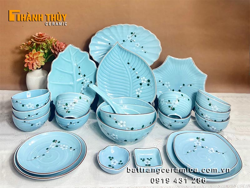 Bộ bát đĩa Bát Tràng men xanh họa tiết hoa mai sang trọng chuẩn 