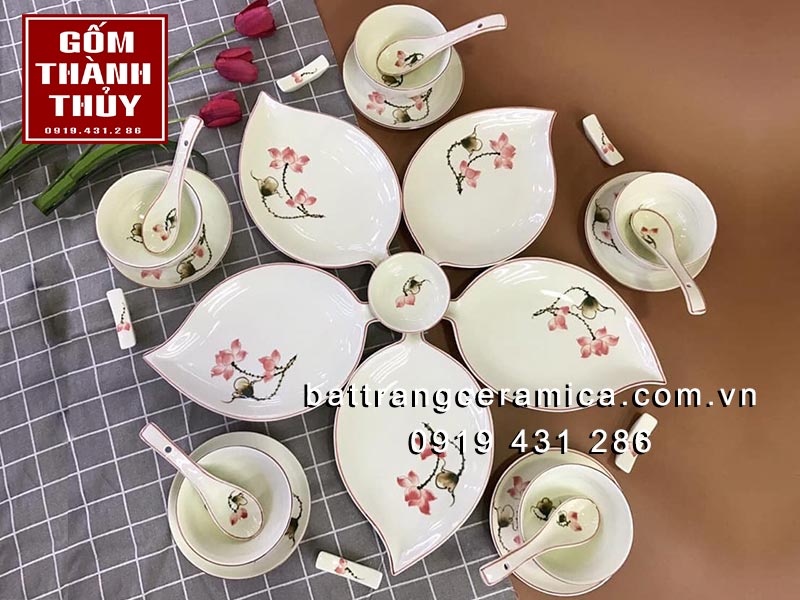Bộ bát đĩa bày cỗ hoa sen men kem cao cấp Bát Tràng giá ưu đãi 