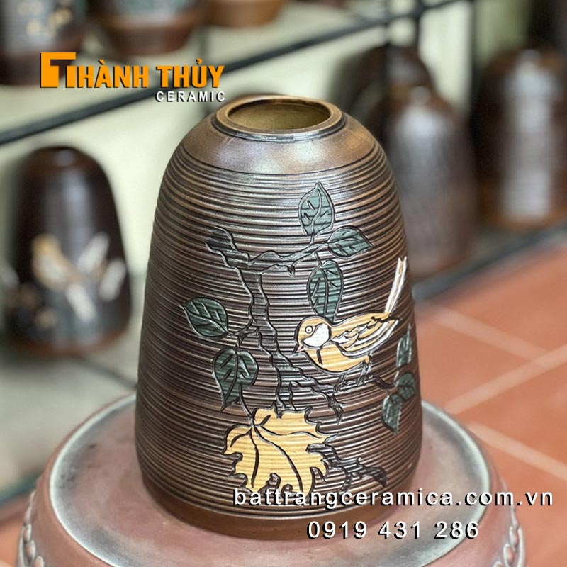 Bình chuông gốm sứ Bát Tràng khắc hoa cao 32cm sang đẹp 