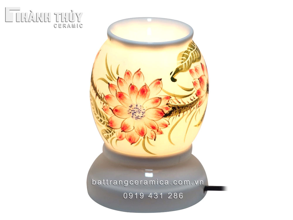Đèn xông tinh dầu xương rồng đỏ quà tặng sang trọng hút khách 