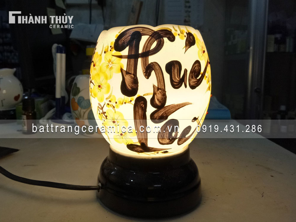 Đèn xông tinh dầu hoa Mai Phúc Lộc quà tặng ý nghĩa