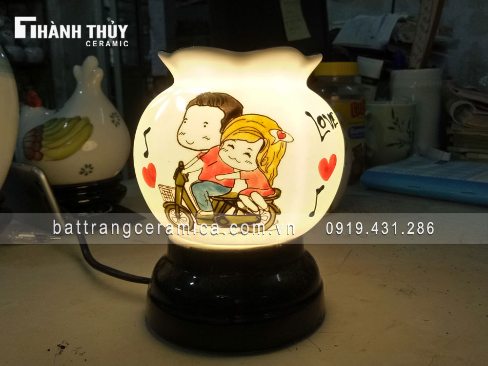 Đèn xông tinh dầu mini miệng loe Tình yêu quà tặng ý nghĩa
