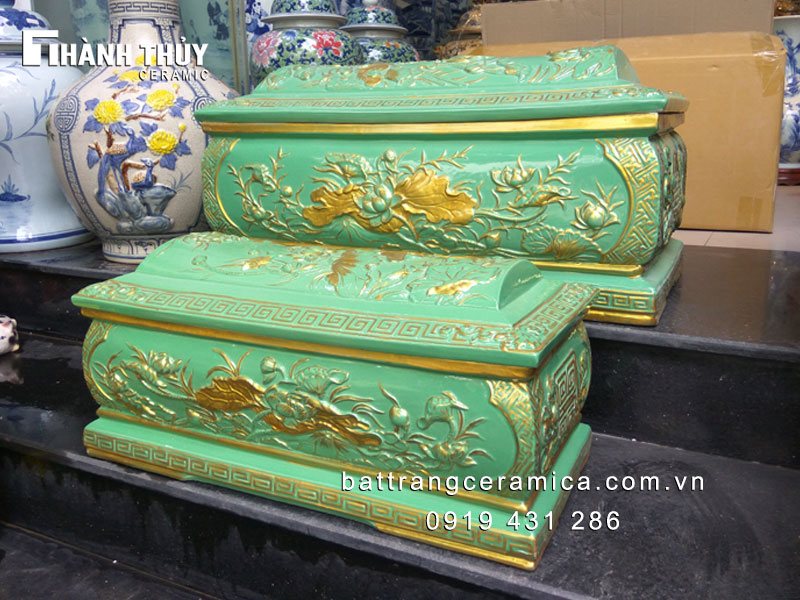 Quách tiểu sứ hoa sen men ngọc vẽ nhũ vàng sang trọng, tinh tế