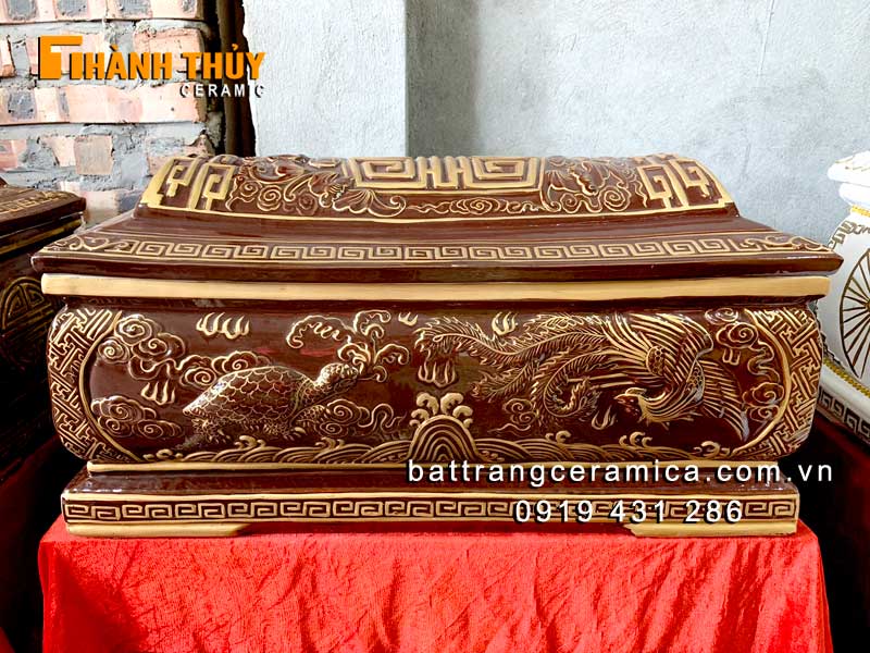 Quách Tứ Linh hoàng thổ nhũ vàng Bát Tràng cao cấp siêu bền