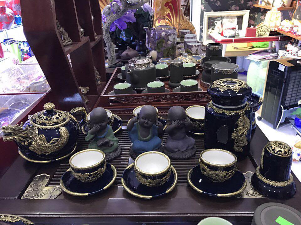 Bộ ấm chén trạm rồng xanh cô ban cao cấp sang trọng tặng bát điếu Bộ ấm chén trạm rồng xanh cô ban cao cấp sang trọng tặng bát điếu