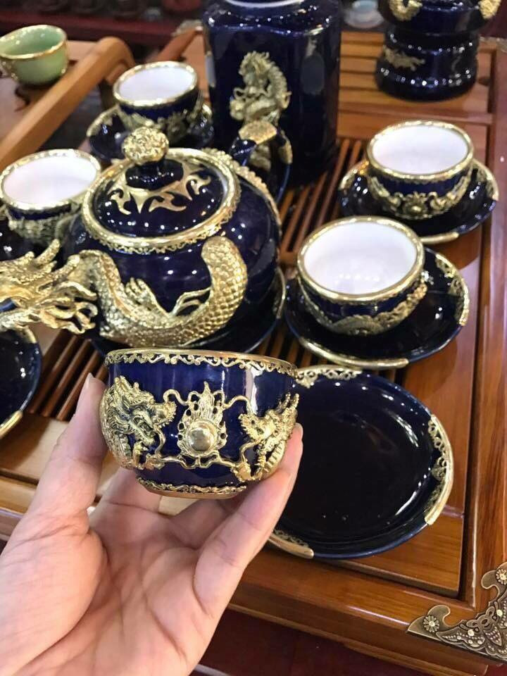 Bộ ấm chén rồng xanh cô ban cao cấp đầy đủ phụ kiện chính hãng mua ngay Bộ ấm chén rồng xanh cô ban cao cấp đầy đủ phụ kiện chính hãng mua ngay