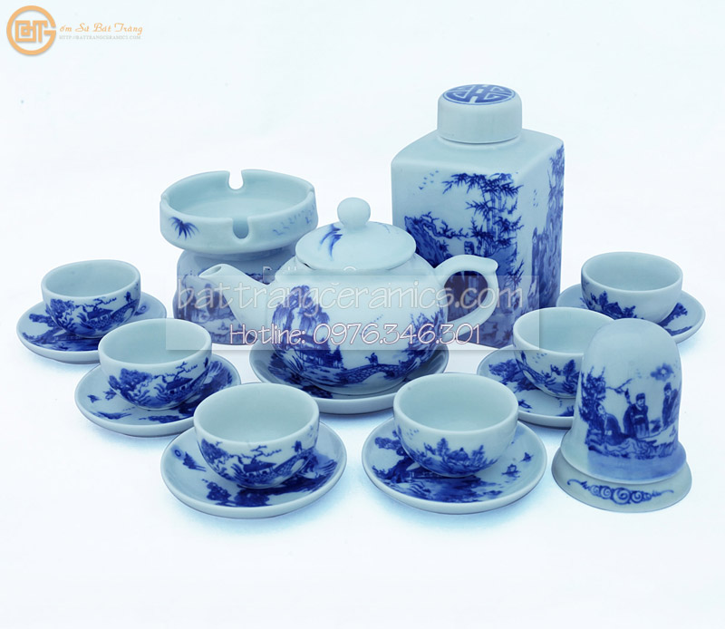 Ấm chén men lam Bát Tràng quả hồng vẽ Trúc Lâm sắc nét Ấm chén men lam Bát Tràng quả hồng vẽ Trúc Lâm sắc nét