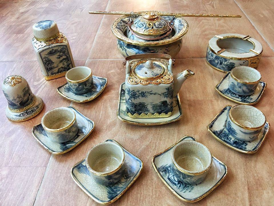 Bộ ấm chén vuông men rạn cổ bọc đồng kèm bát điếu đầy đủ phụ kiện 