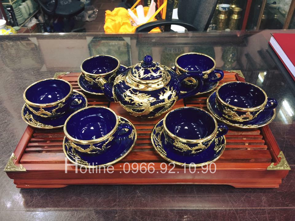 Bộ ấm chén xanh coban bọc rồng sang trọng quà tết ý nghĩa