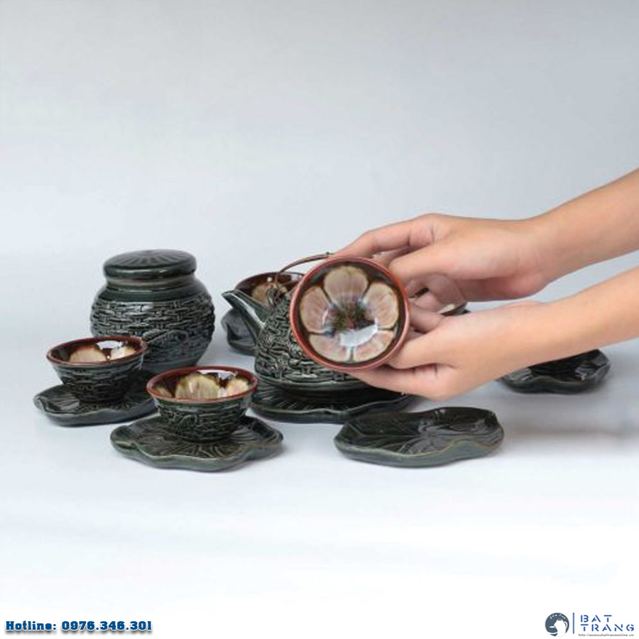 Bộ ấm vuốt tay Cá Chép Liên Hoa sang trọng tặng kèm hũ trà