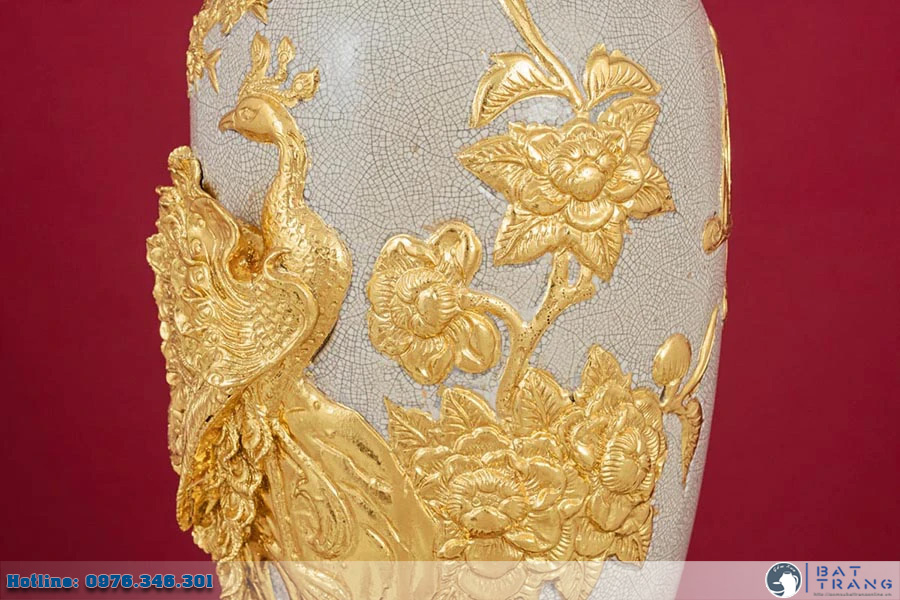 Lọ hoa thờ men rạn dát vàng cao cấp Công Danh Phú Quý sang trọng