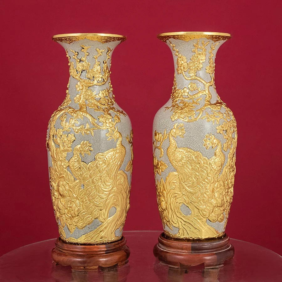 Lọ hoa thờ Công Danh Phú Quý men rạn dát vàng đắp nổi sang trọng