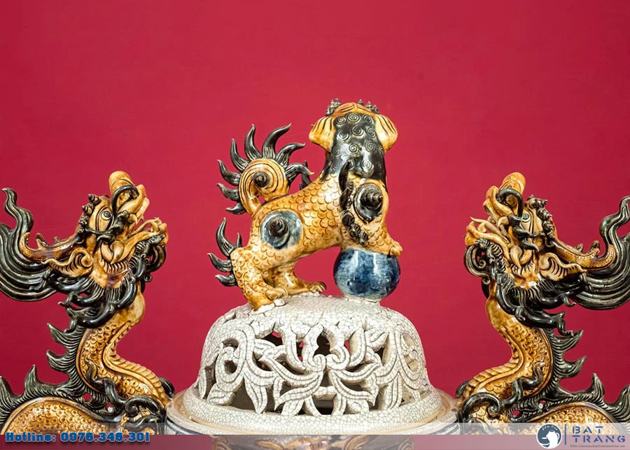 Đỉnh sứ Bát Tràng men rạn đắp nổi cao cấp, quà tặng sang trọng