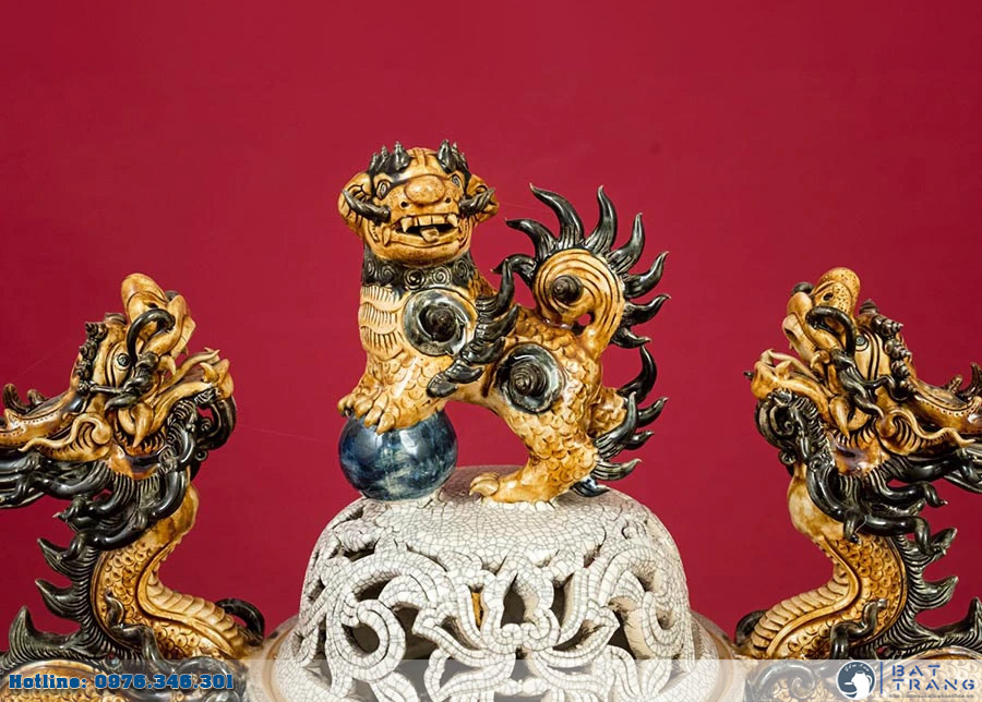 Đỉnh sứ Bát Tràng men rạn đắp nổi cao cấp, quà tặng sang trọng