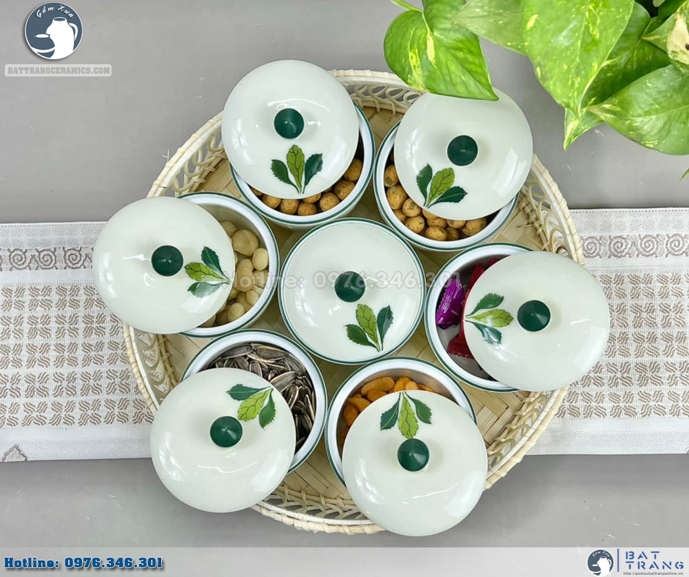 Khay mứt tết gốm sứ lá xanh dáng trụ cao cấp tiện lợi Khay mứt tết gốm sứ lá xanh dáng trụ cao cấp tiện lợi