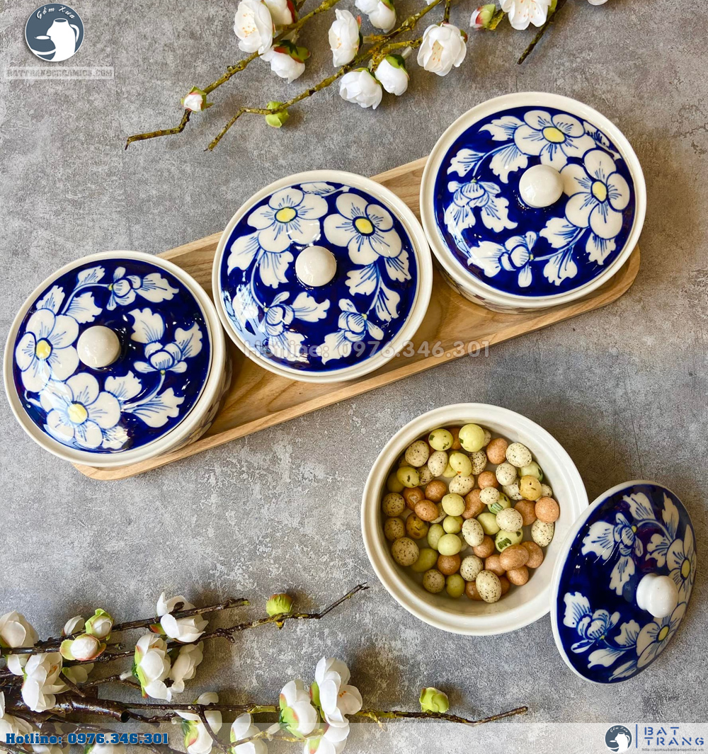 Khay mứt Tết gốm sứ hoa cúc dáng trụ sang trọng độc đáo 