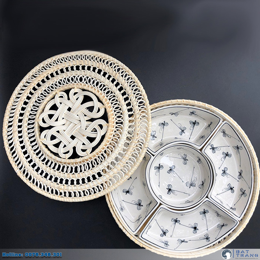 Khay mứt gốm sứ cao cấp Bát Tràng khay mây vẽ chuồn xanh sang trọng mua ngay Khay mứt gốm sứ cao cấp Bát Tràng khay mây vẽ chuồn xanh sang trọng mua ngay
