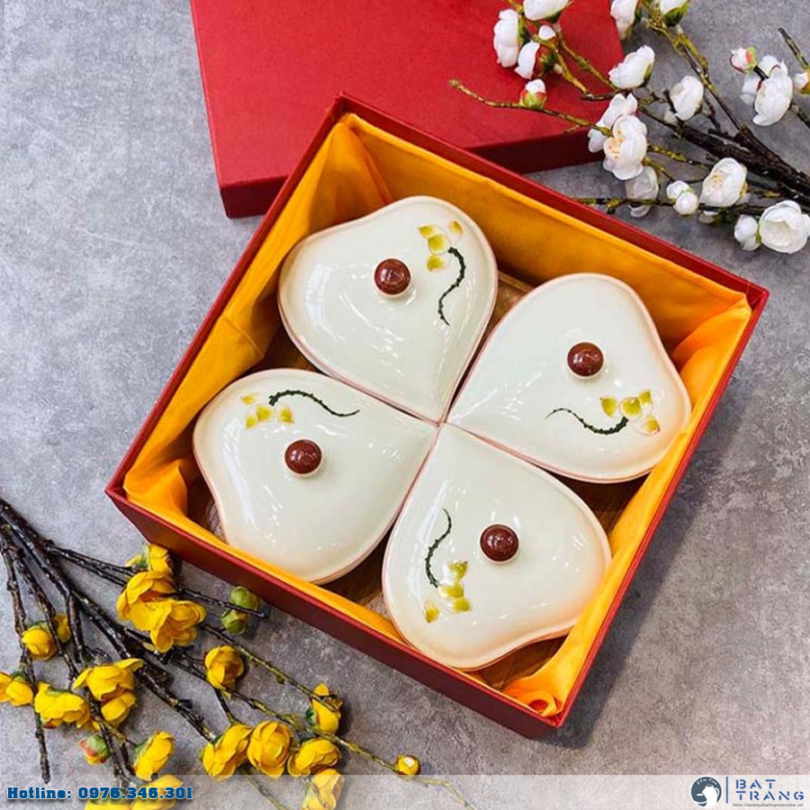 Bộ khay mứt tết gốm sứ bát tim 4 hũ sen xanh sang trọng tiện lợi 