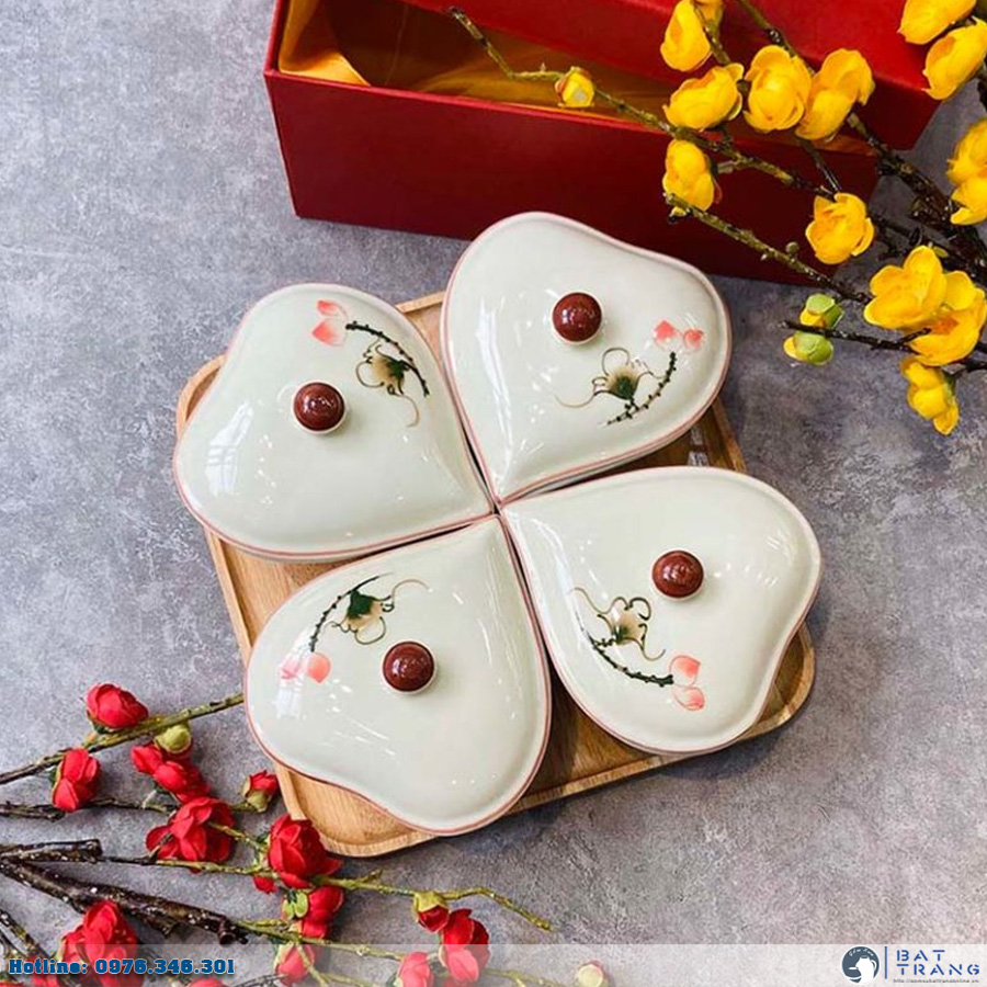 Bộ khay mứt tết gốm sứ Bát Tràng 4 hũ sen đỏ sang trọng 